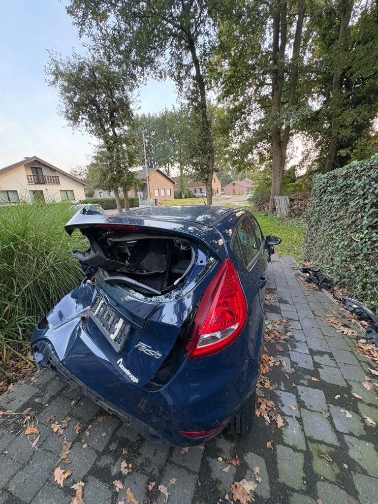 Ford Fiesta (MK7) voor onderdelen – 5-deurs, donkerblauw, Auto's, Particulier, Benzine, Te koop
