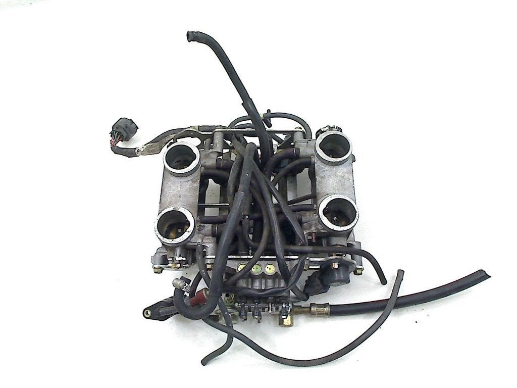GASKLEPHUIS Honda VFR 800 Fi 1998-2001 (VFR800Fi RC46), Dhr. S. di Majo, Gebruikt, Info@cama-motorparts.nl, P.J. Troelstraweg 8 8
3144 CX  MAASSLUIS, NL