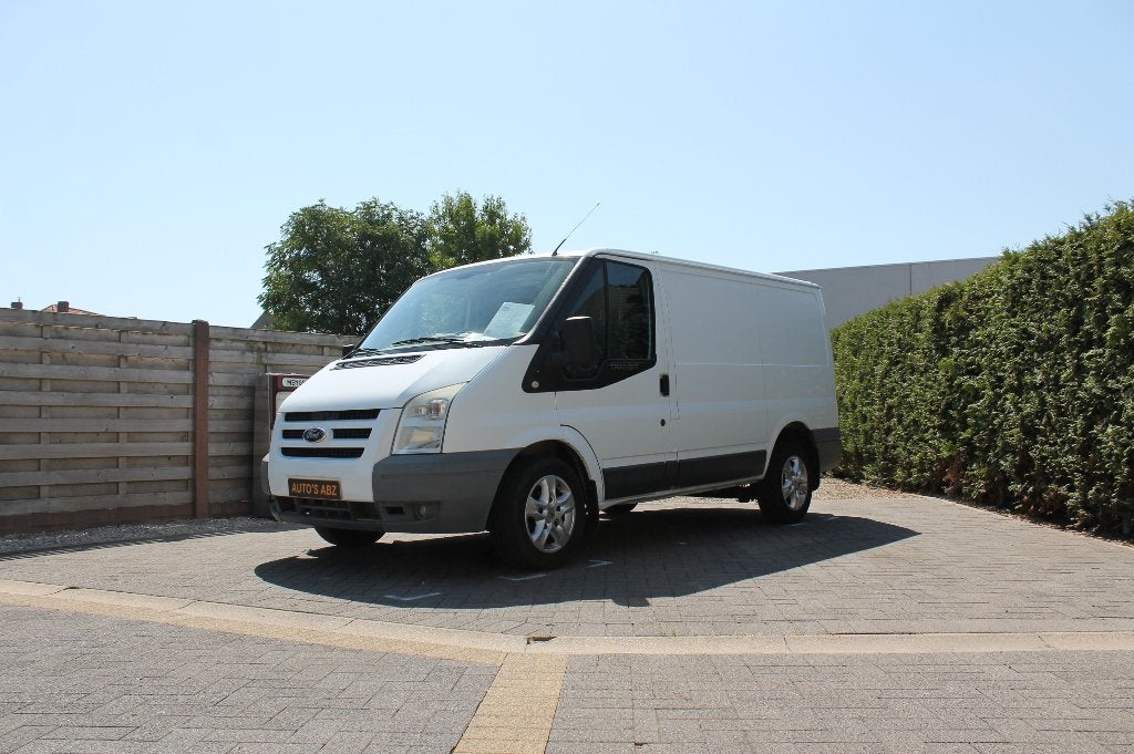 Ford Transit 2.2 dcti 115t260 Trend, Achat, https://public.car-pass.be/vhr/f4928642-fc59-4b92-9c48-5e205f114962, Entreprise, 3 places