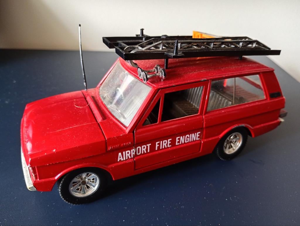Moteur de pompiers Bburago Range Rover Airport échelle 1 à 2, Hobby & Loisirs créatifs, Enlèvement ou Envoi