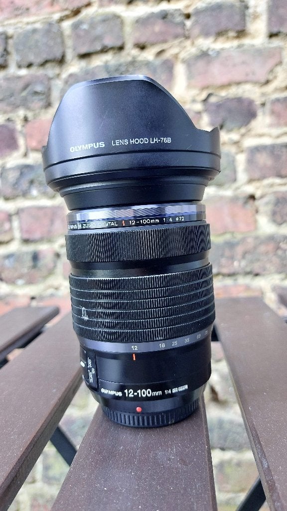 OLYMPUS M ZUIKO 12-100 MM F4 PRO, Olympus, Enlèvement, Utilisé, Pare-soleil
