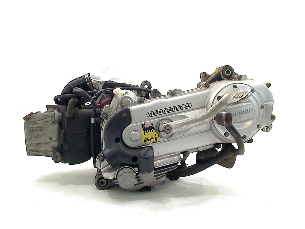 MOTORBLOK LX 50 4T 4V 2010-2013 (C38 EMEA 50cc) (C386M), Piaggio, Gebruikt, P.J. Troelstraweg 8 8
3144 CX  MAASSLUIS, NL, Info@cama-motorparts.nl