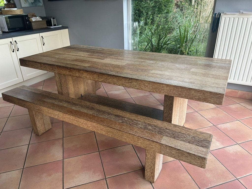 Grande table de salle à manger avec 2 bancs assortis, Maison & Meubles, Enlèvement, Utilisé, 50 à 100 cm, Rectangulaire