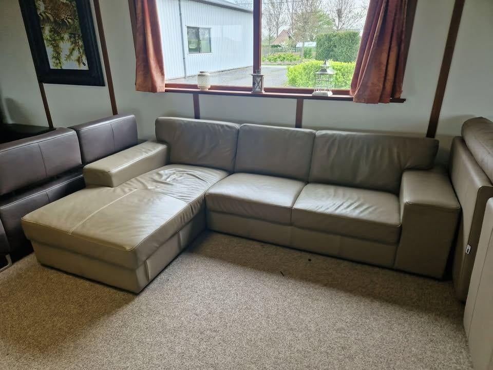 TAUPE BUFFELLEDEREN HOEKSALON, Ophalen, Gebruikt, Leer