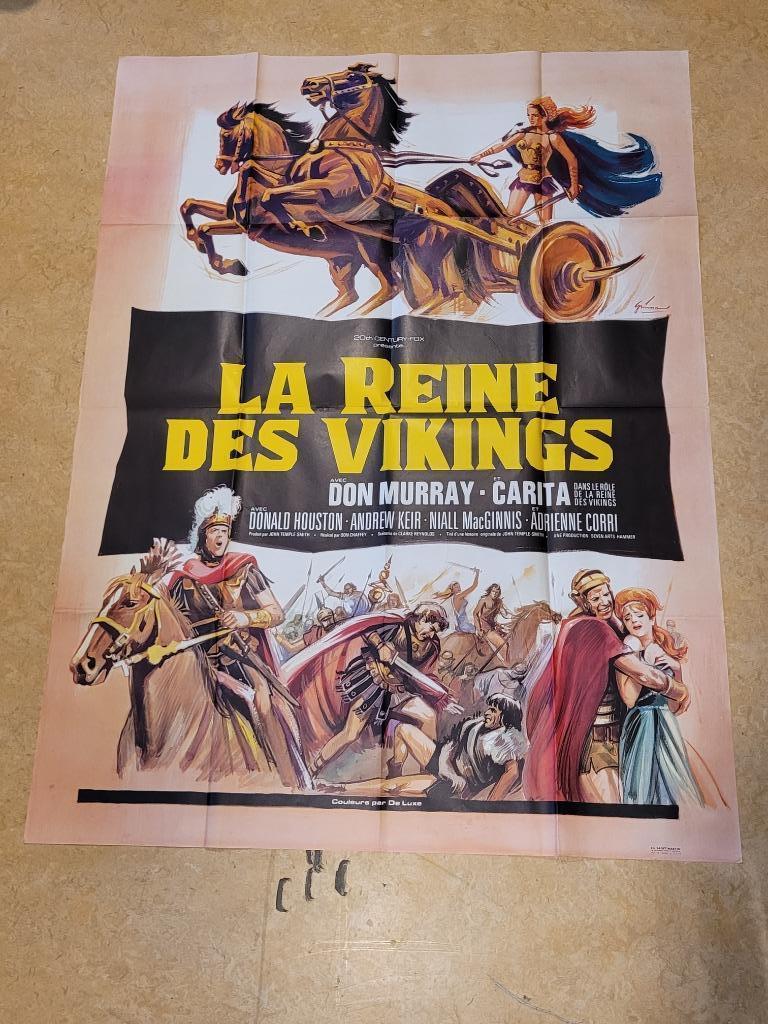 Vintage filmposter Koningin der Vikingen, Verzamelen, Deurposter of groter, Ophalen of Verzenden, Film en Tv, Rechthoekig Staand