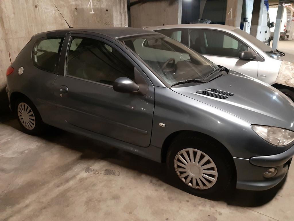 Peugeot 206 1.4essence 2006 tt.pieces disponible mécanique, Enlèvement ou Envoi, Utilisé, Peugeot