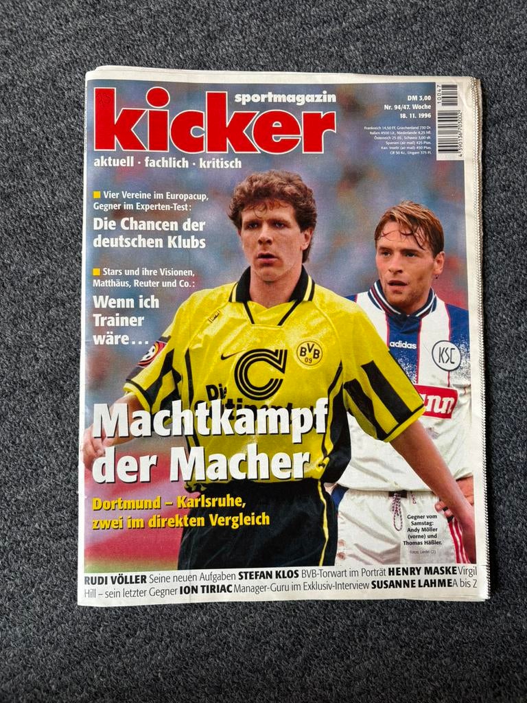 14 voetbal tijdschriften waaronder Sportleven, Ophalen, Zo goed als nieuw