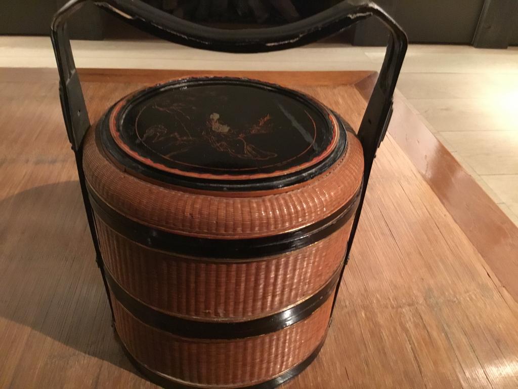 Decoratieve Chinese bruidsmand, Ophalen, Gebruikt, Mand, Rond