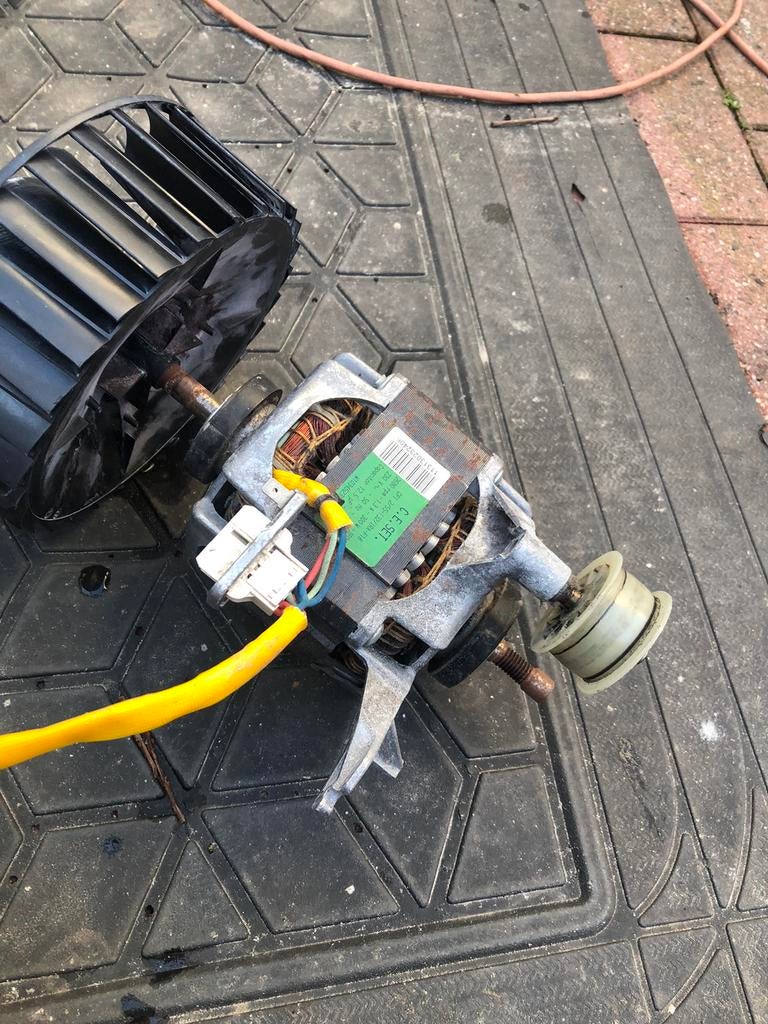 Aeg drogermotor, Gebruikt, 4 tot 6 kg, Overige typen, Ophalen of Verzenden