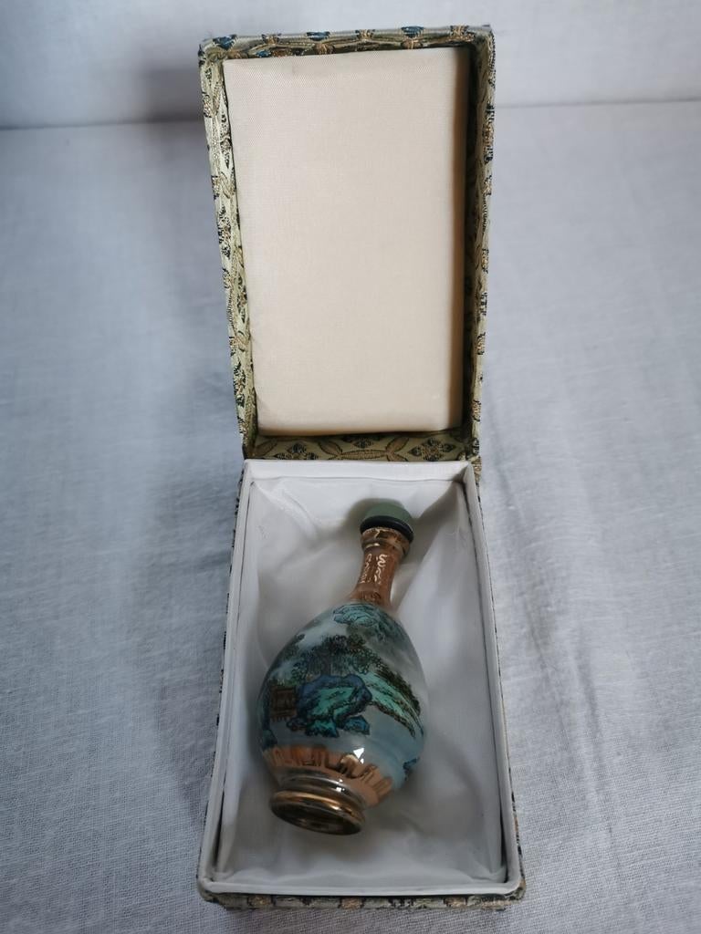 Chinees parfumflesje, Antiek en Kunst, Ophalen