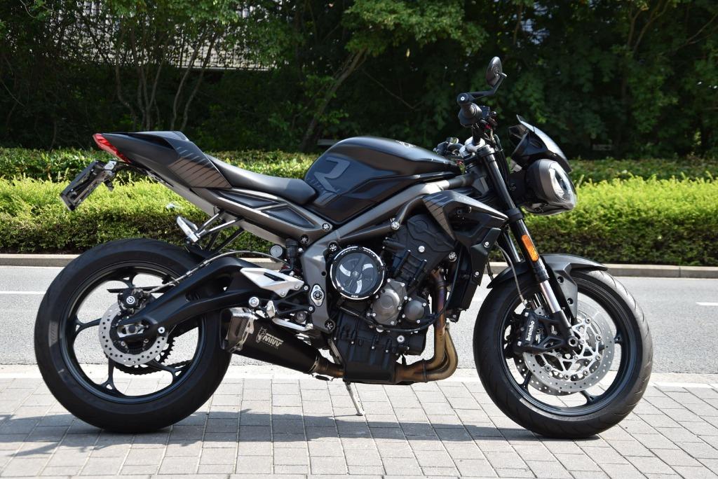 TRIUMPH STREET TRIPLE 765 R - 2022 - eerste eigenaar, Bedrijf, 3 cilinders, 765 cc, Meer dan 35 kW