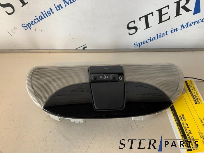 Eclairage intérieur avant d'un Mercedes SLK, Enlèvement ou Envoi, 3 mois de garantie, Utilisé, Mercedes-Benz