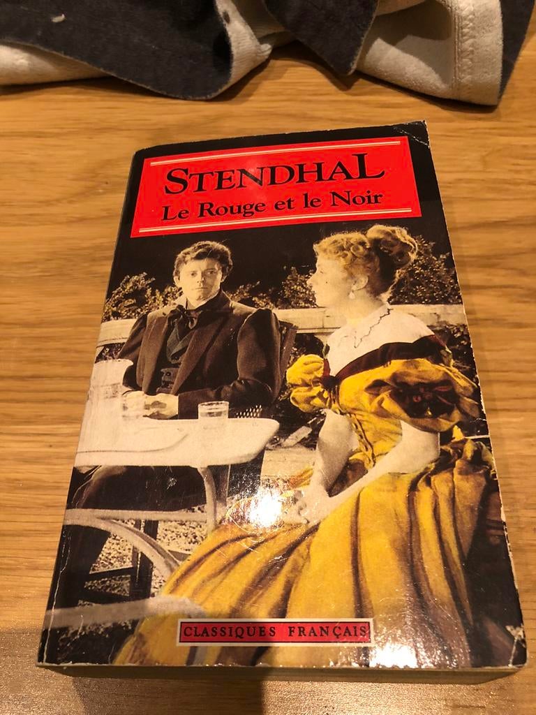 Stendhal - Le rouge et le noir. Chronique de 1830 (pocket), Enlèvement ou Envoi, Utilisé