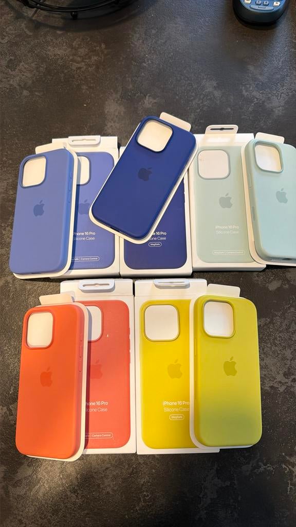iPhone 16 Pro hoesjes, Ophalen of Verzenden, Nieuw, IPhone 2G Original, Hoesje of Tasje