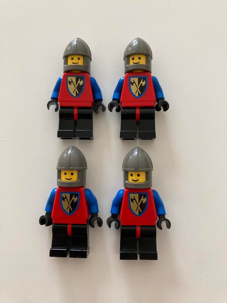 Lego Axe Crusader minifigs (4x), Kinderen en Baby's, Speelgoed | Duplo en Lego, Zo goed als nieuw, Lego, Losse stenen, Verzenden
