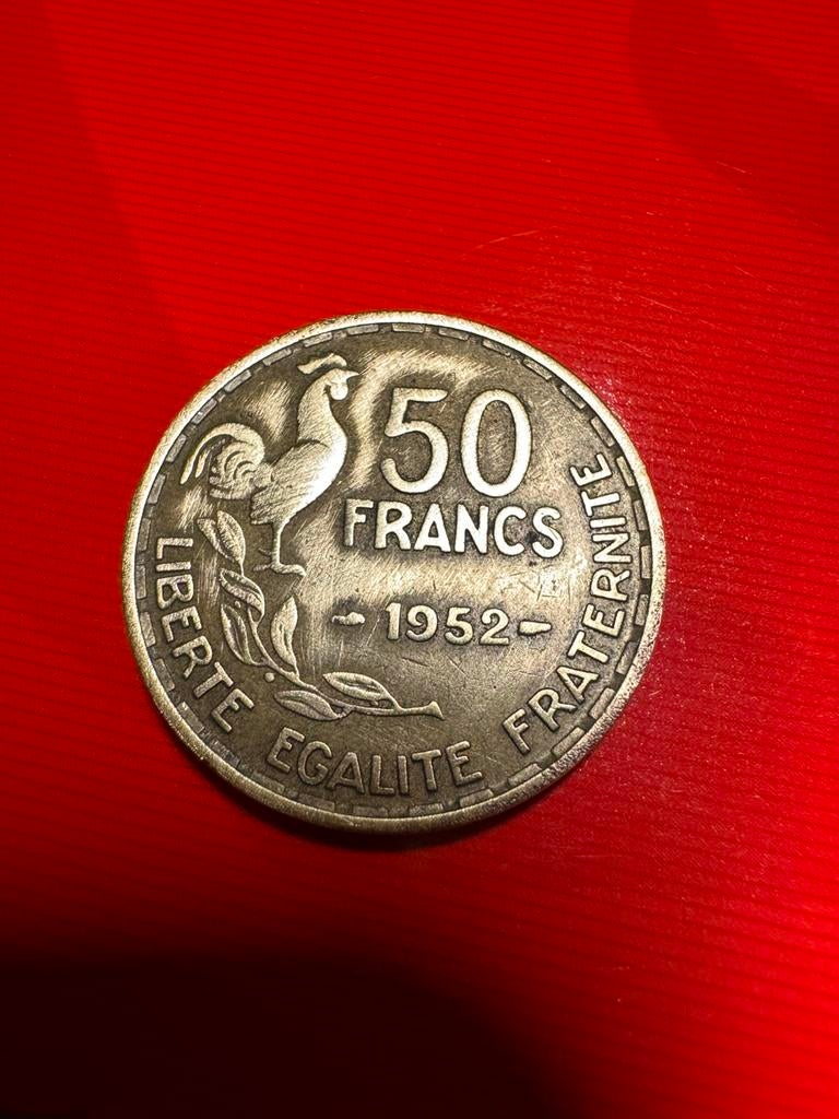 Oude Franse munt 50 francs 1952, Enlèvement