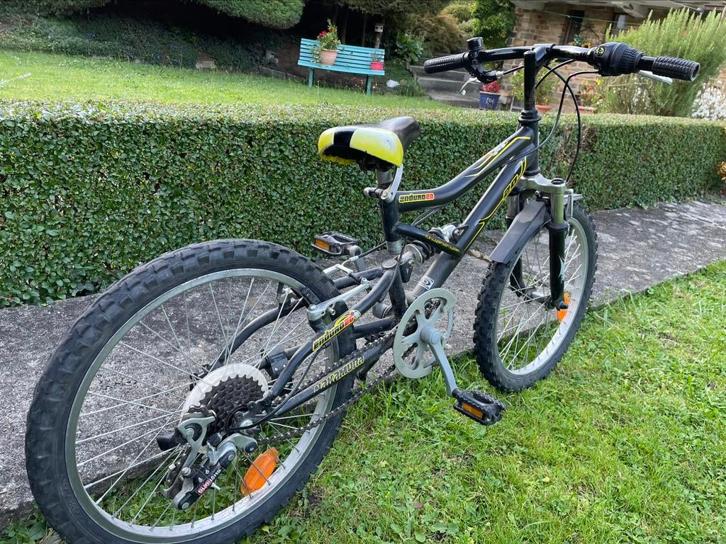 Vélos garçons-fille, Ophalen, Zo goed als nieuw