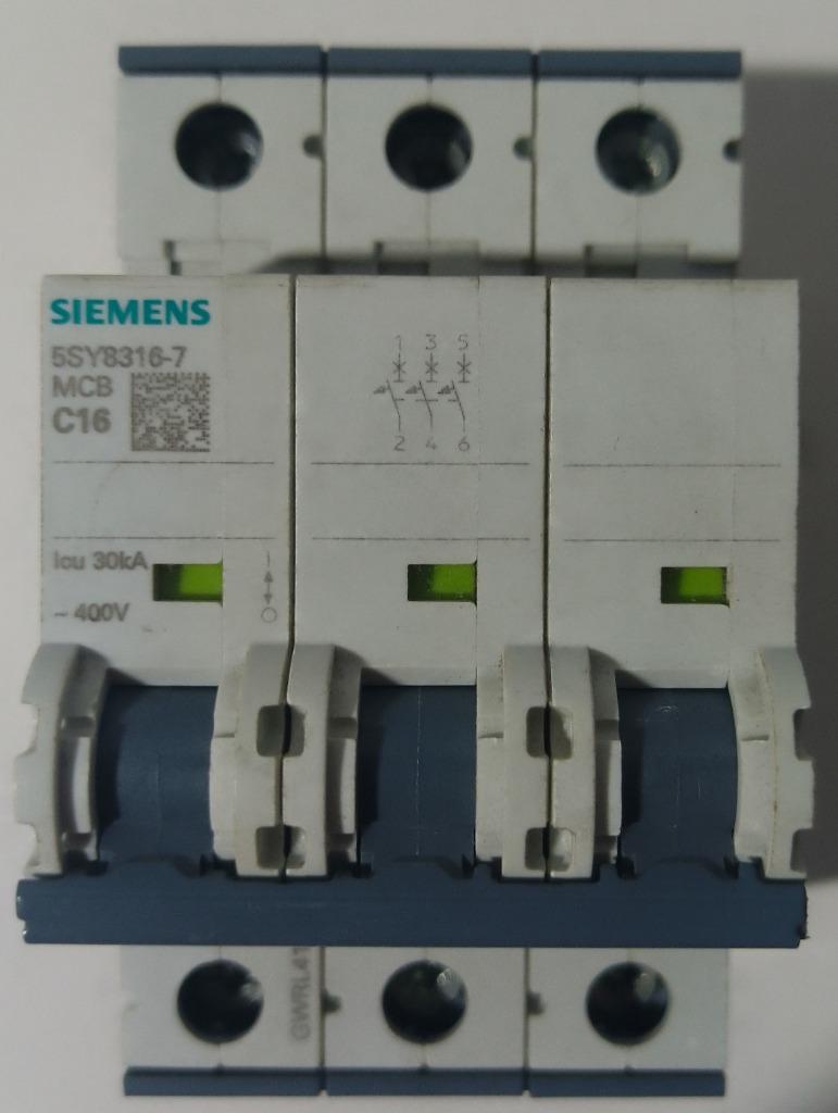 Siemens 5SY8316-7 Automaat C16 3-polig zekering, Doe-het-zelf en Bouw, Ophalen of Verzenden, Zo goed als nieuw, Overige typen