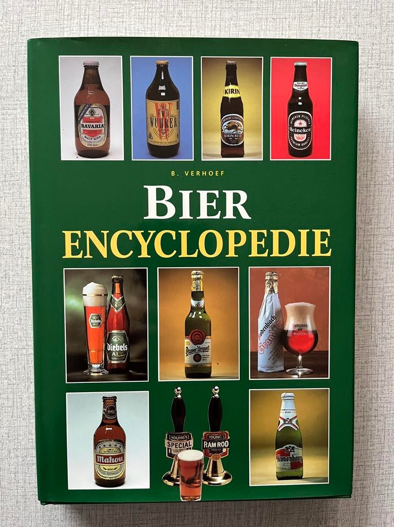 B. Verhoef - Geillustreerde bier encyclopedie, Comme neuf, Enlèvement, Autres types, B. Verhoef