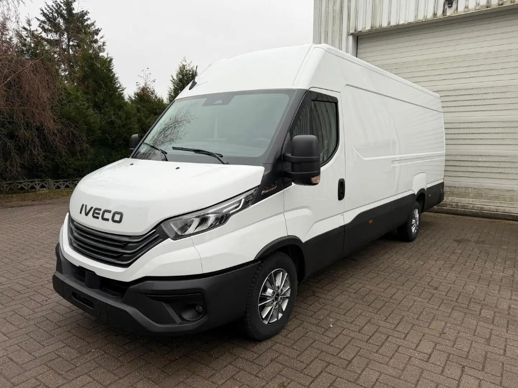 Iveco Daily 35S18–L4H2|Nieuw|Huurkoop vanaf 941.70€/M, Auto's, Bestelwagens en Lichte vracht, Automaat, Iveco, Wit, Bedrijf