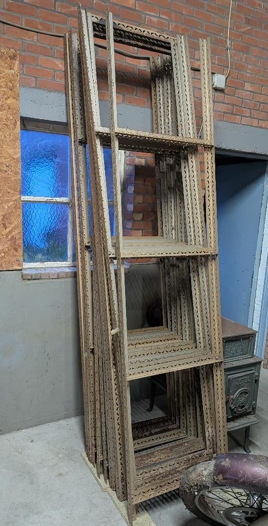 metalen stellingkast, Ophalen, Gebruikt