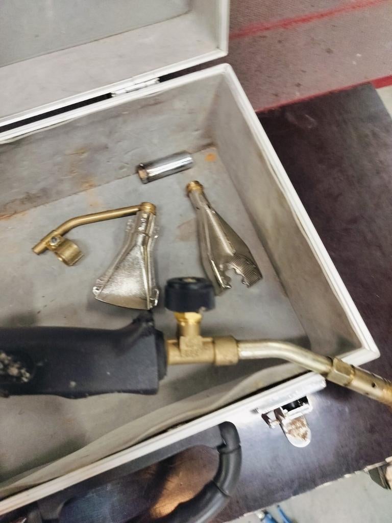 Gasbrander, Ophalen