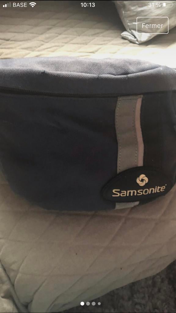 Banane Samsonite pratique pour les voyages, très tendance, Bijoux, Sacs & Beauté, Sacs | Sacs à bandoulière, Comme neuf