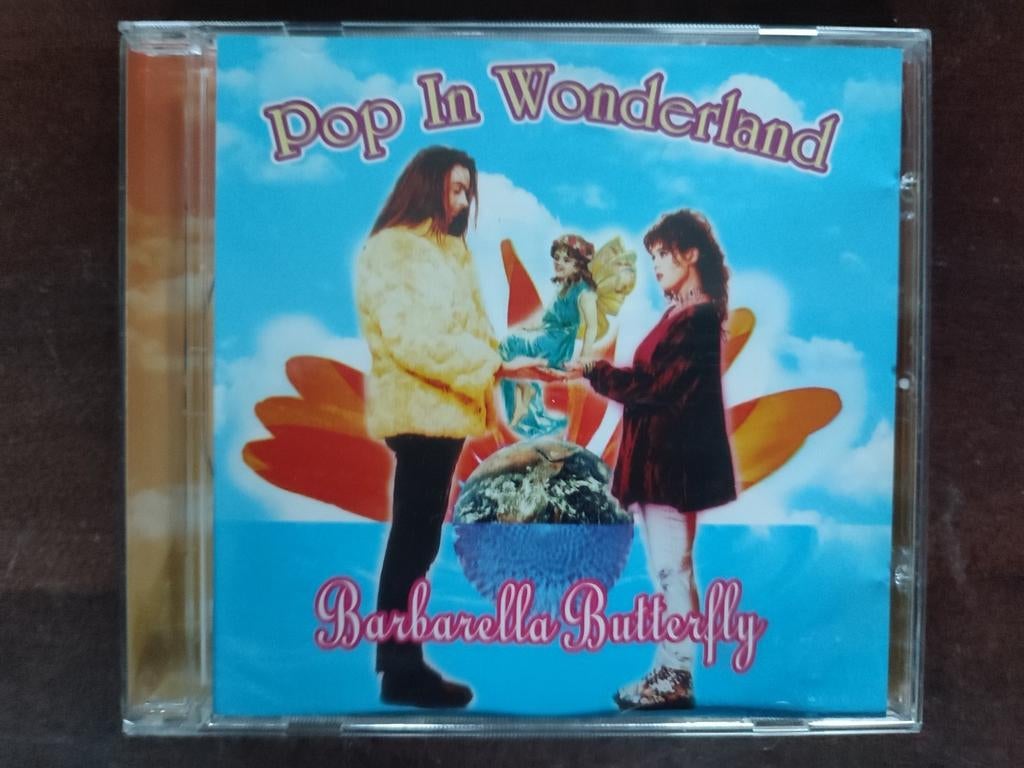 CD : POP IN WONDERLAND - BARBARELLA BUTTERFLY, Ophalen of Verzenden, Zo goed als nieuw