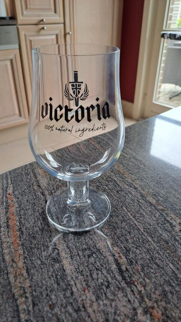 Bierglas 'Victoria', Verzamelen, Ophalen of Verzenden, Zo goed als nieuw