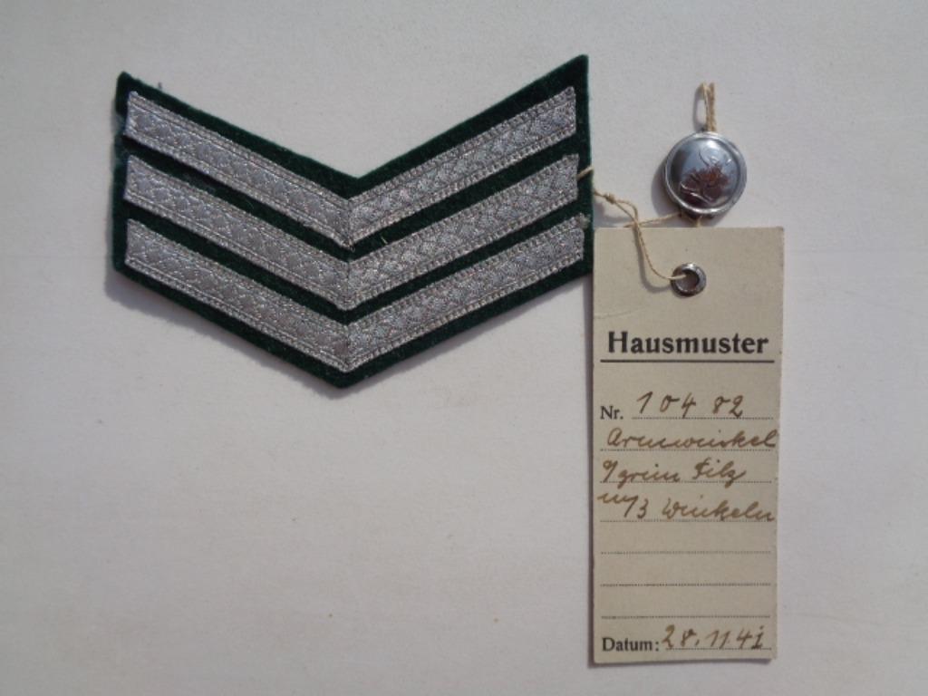 Duits rangkenteken WO2 , Nachrichten Helferin ?, Enlèvement ou Envoi, Armée de terre, Emblème ou Badge