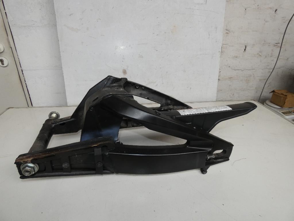 suzuki gsr 600 achterbrug, Enlèvement ou Envoi, Utilisé