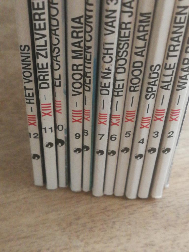 Lot strips XIII Van Hamme - Vance, Enlèvement ou Envoi, Comme neuf