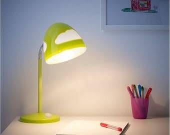 IKEA kinderlampje bureaulampje Skojig, Kinderen en Baby's, Ophalen of Verzenden, Zo goed als nieuw, Lamp