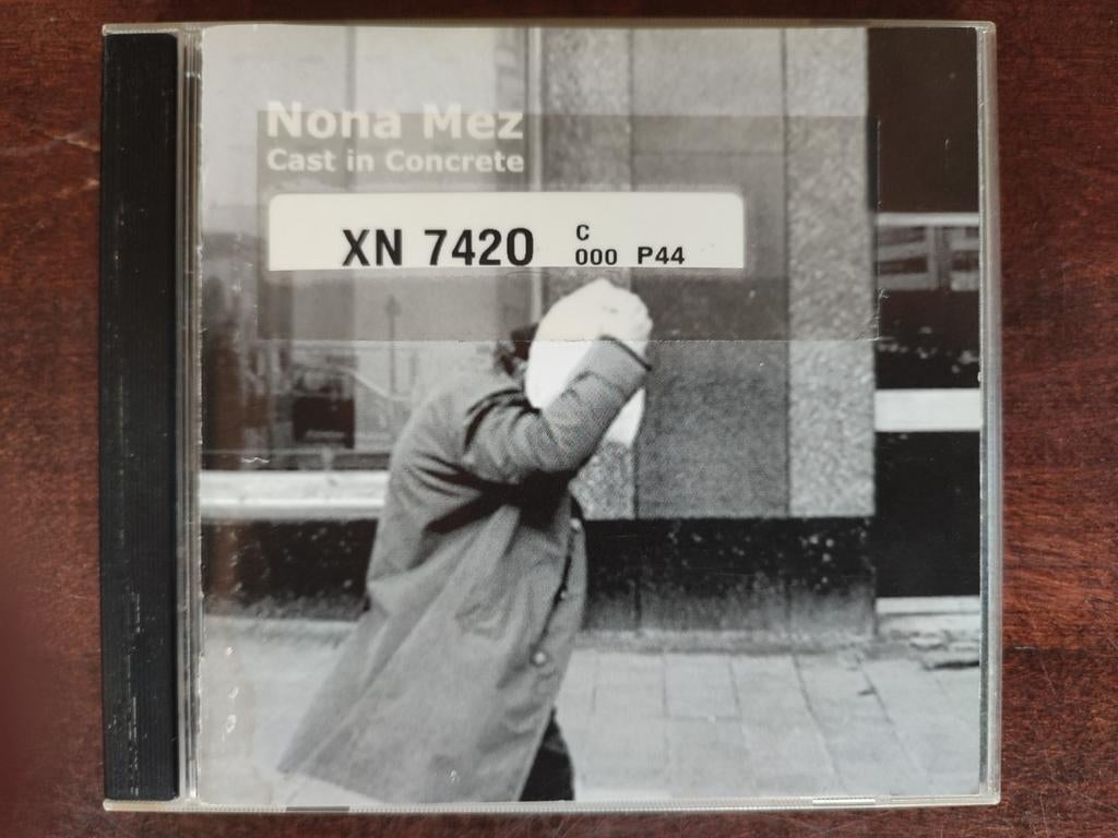 CD : NONA MEZ - CAST IN CONCRETE, Enlèvement ou Envoi, Utilisé