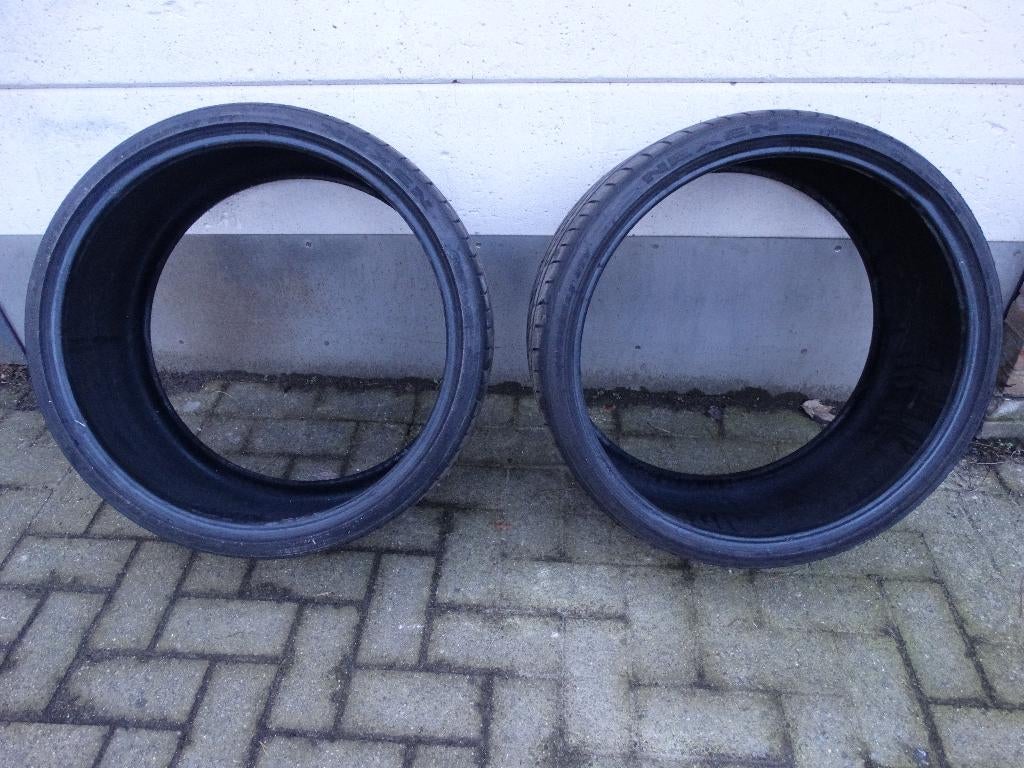 BANDEN 295-25-22, Auto-onderdelen, Banden en Velgen, Ophalen, Gebruikt, 295 mm, Overige maten