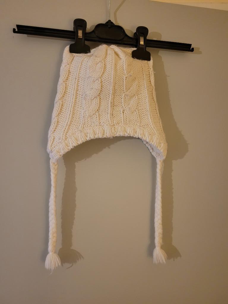 dameshoed voor de winter in witte kleur maat 86, H&M, Ophalen of Verzenden, Zo goed als nieuw, Muts