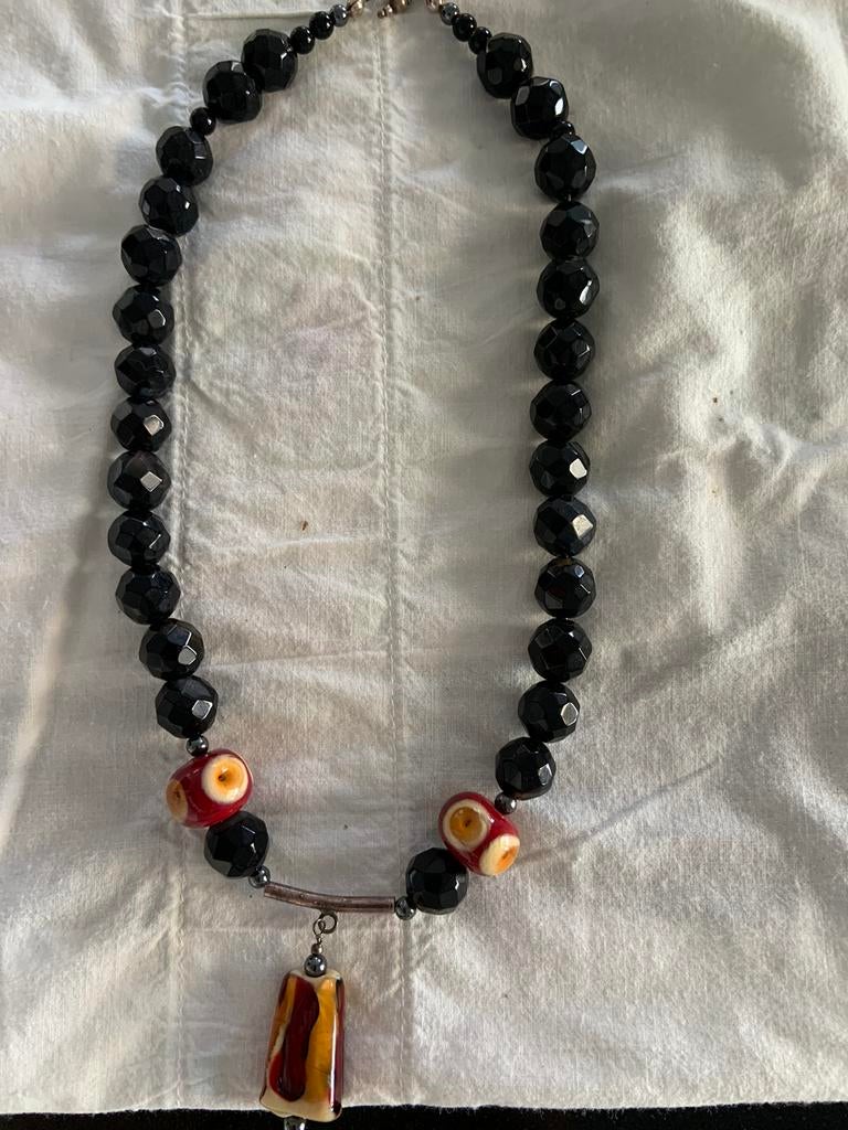 Ketting in glasparels , zwart , oker /geel, Ophalen, Nieuw