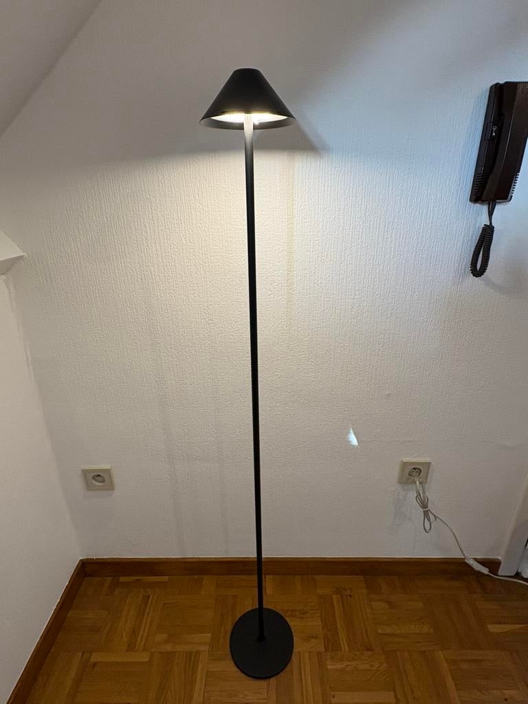 Staande lamp - led, Huis en Inrichting, Lampen | Vloerlampen, Zo goed als nieuw, 100 tot 150 cm, Metaal, Ophalen