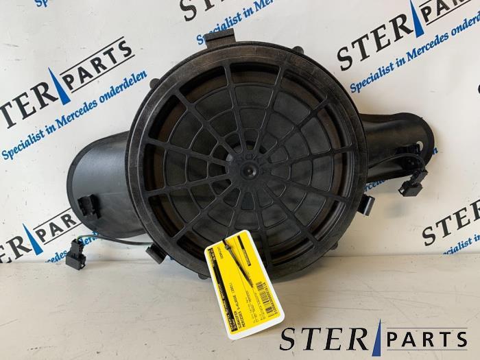 Caisson de graves d'un Mercedes S-Klasse, Enlèvement ou Envoi, 3 mois de garantie, Utilisé, Mercedes-Benz