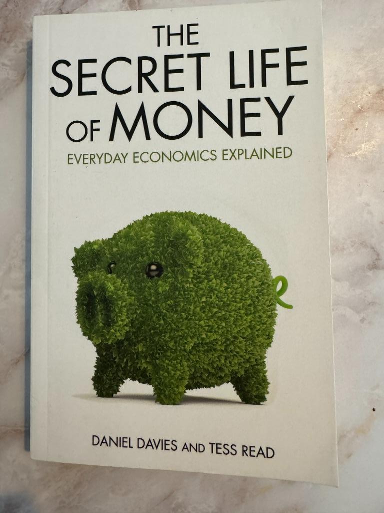 the secret life of money - Davies & Read, Enlèvement ou Envoi, Utilisé