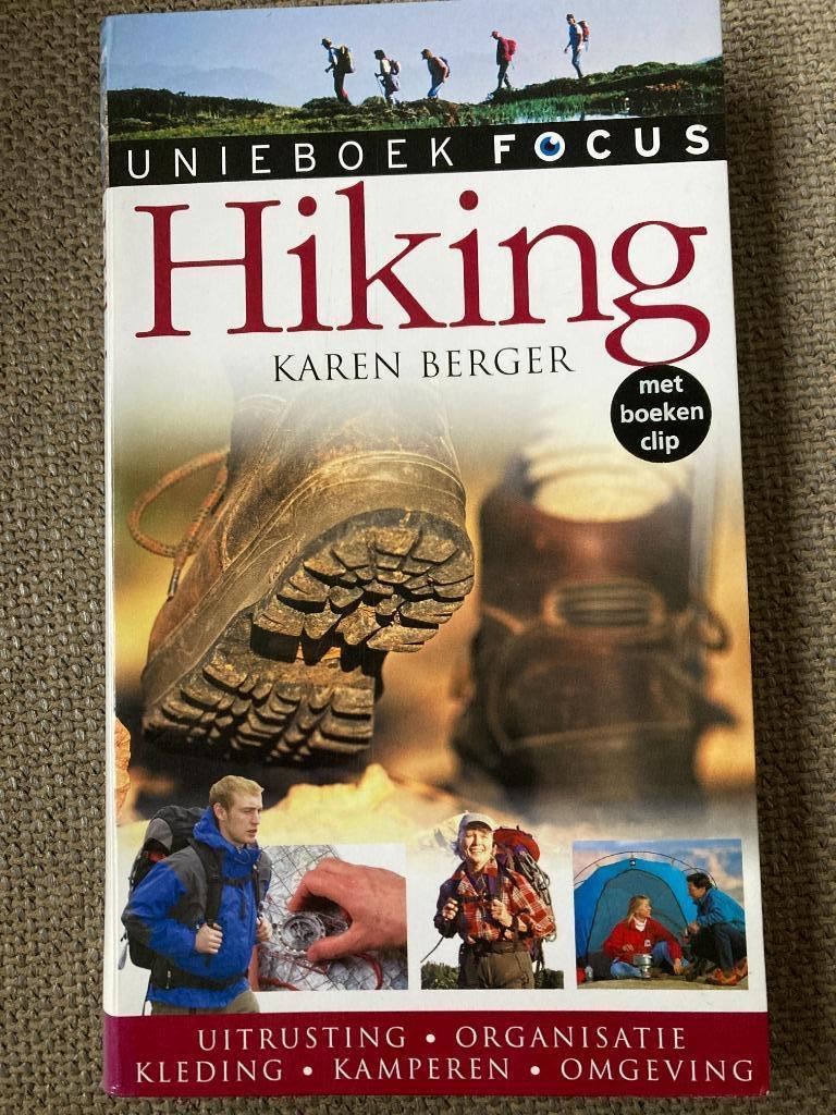 Boek: Hiking - Karen Berger, Ophalen of Verzenden, Gelezen, Karen Berger, Fiets- of Wandelgids