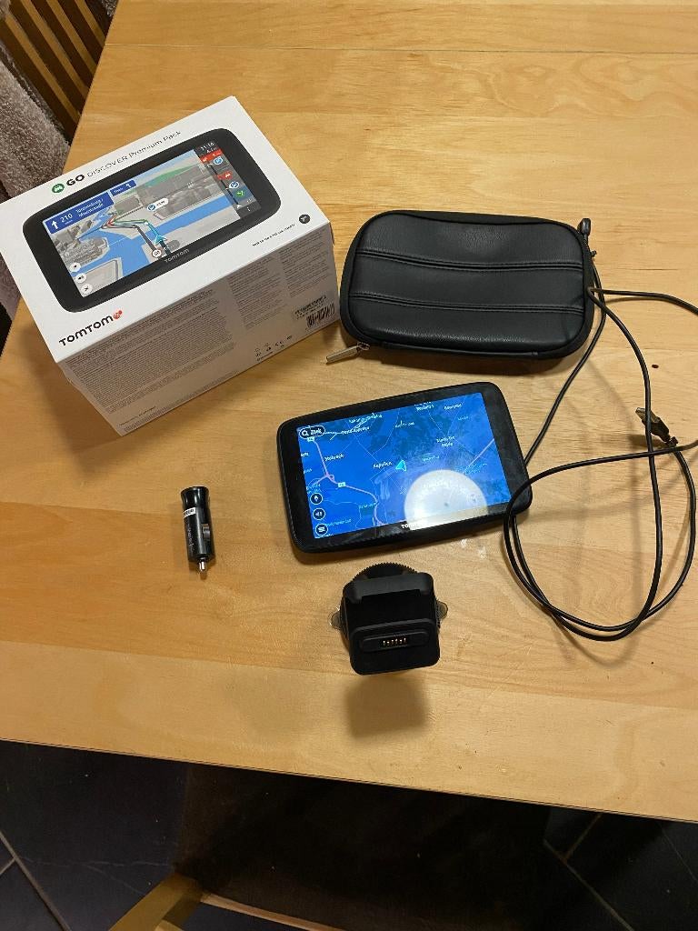 TomTom Go Discover Premium pack, Ophalen, Zo goed als nieuw