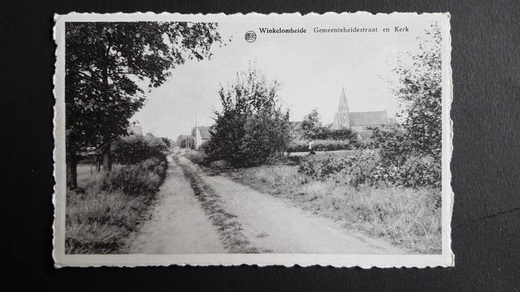 Winkelomheide ( Geel ) Gemeenteheldestraat en kerk, Enlèvement ou Envoi, 1940 à 1960, Non affranchie, Anvers