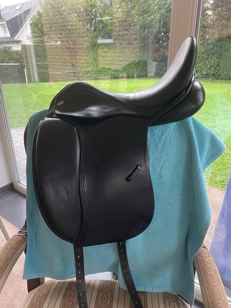 Zadel  Kentaur young rider 16, Dieren en Toebehoren, Ophalen of Verzenden, Zo goed als nieuw, Dressuur