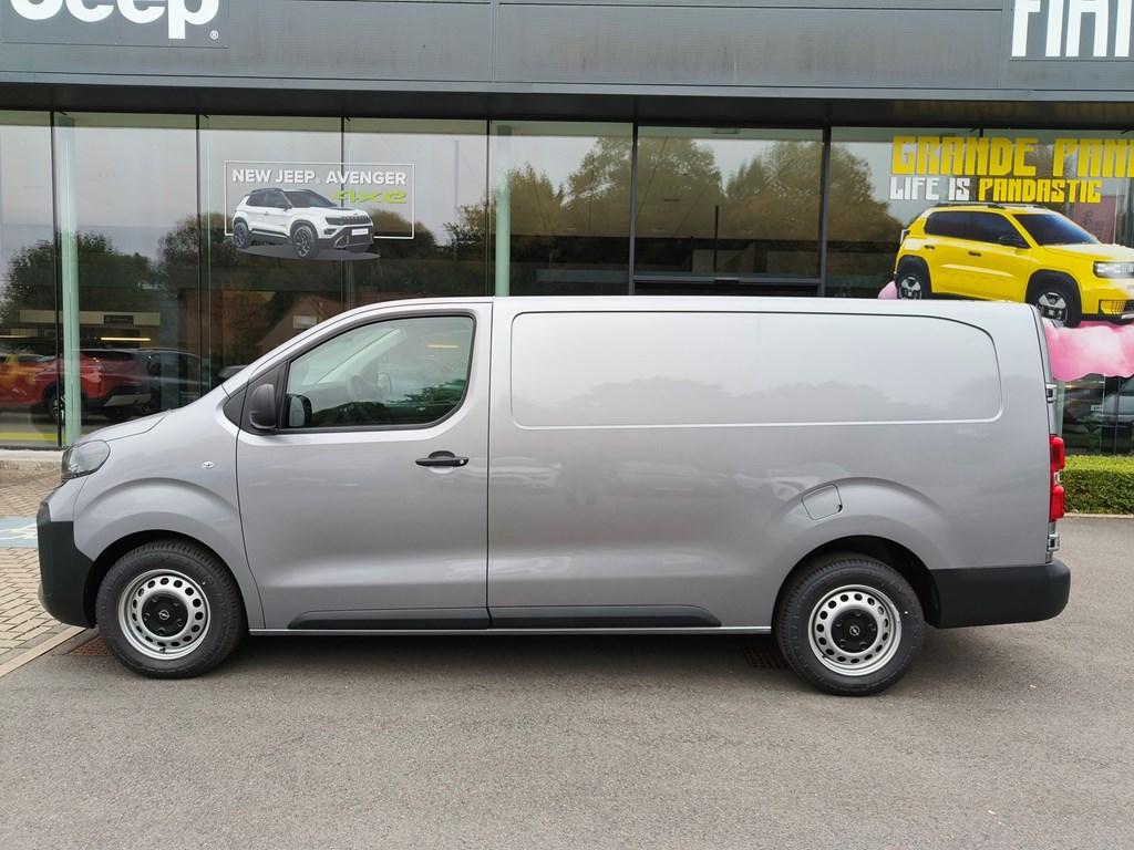 Opel Vivaro VAN L3 2.0 TURBO D 145 MT6 * LAADBAKBESCHERMING, Autos, Opel, Achat, Vivaro, Euro 6, Bluetooth