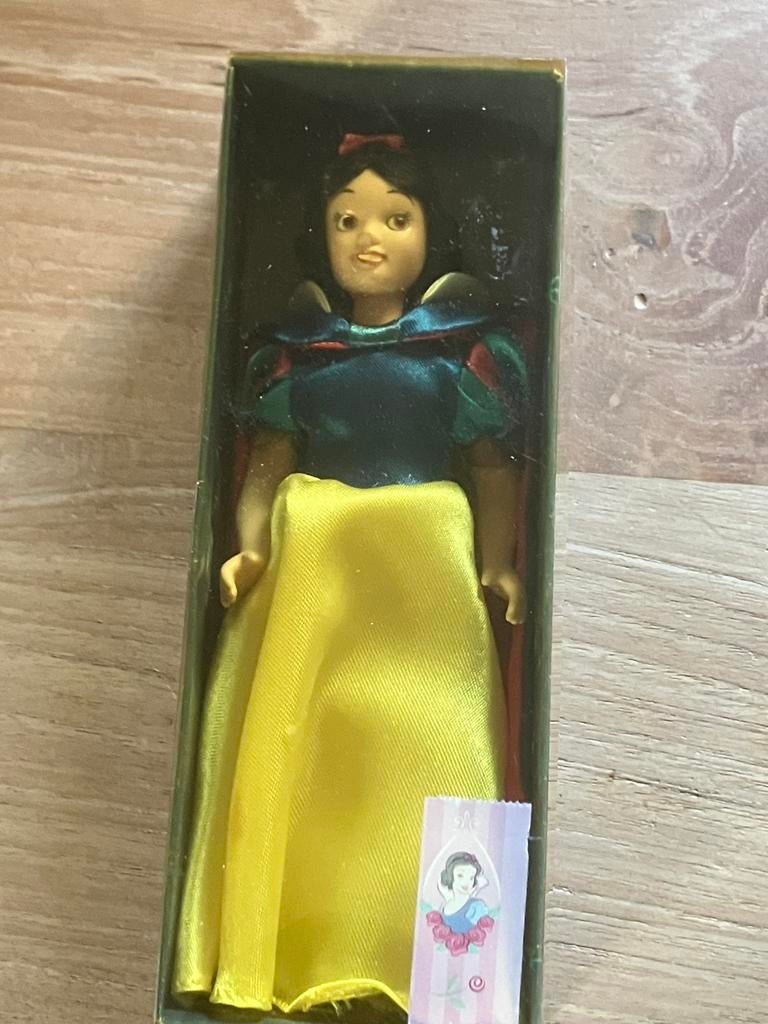 Pop Sneeuwwitje, Verzamelen, Ophalen of Verzenden, Zo goed als nieuw, Beeldje of Figuurtje