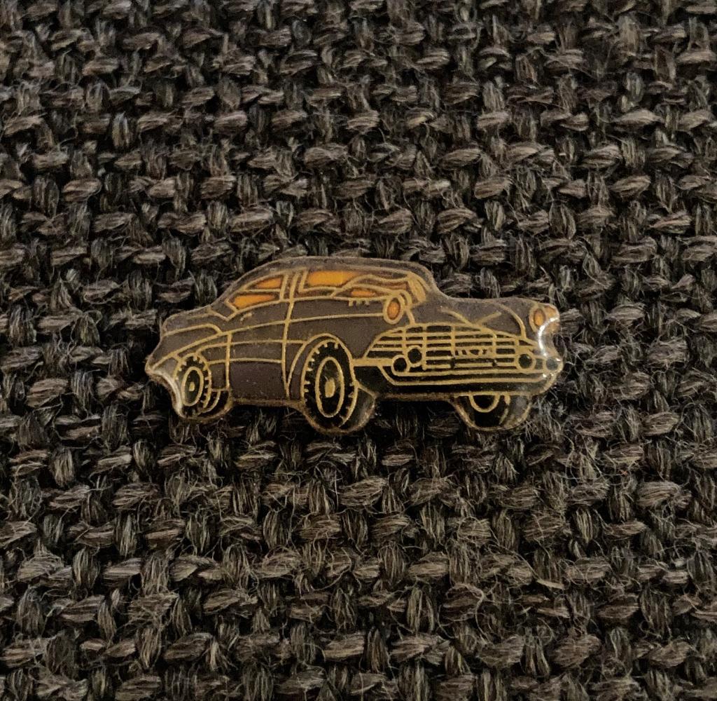 PIN - AUTO - CAR - VOITURE, Verzenden, Gebruikt, Transport, Speldje of Pin