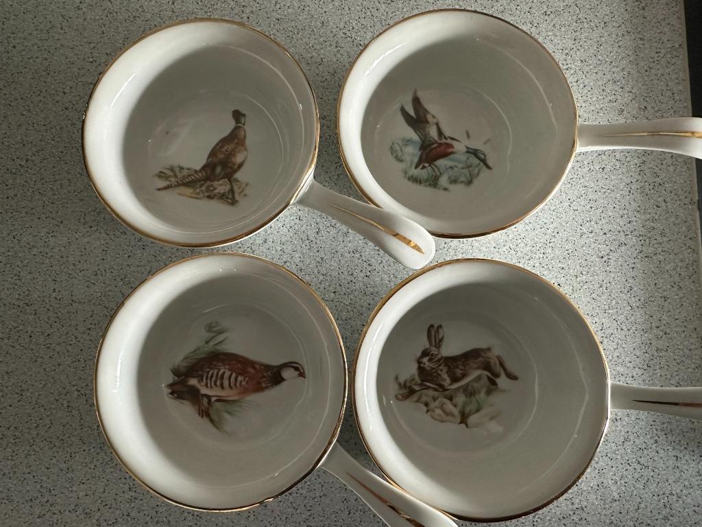 Bols porcelaine APILCO avec dessins animaux, Antiek en Kunst, Ophalen