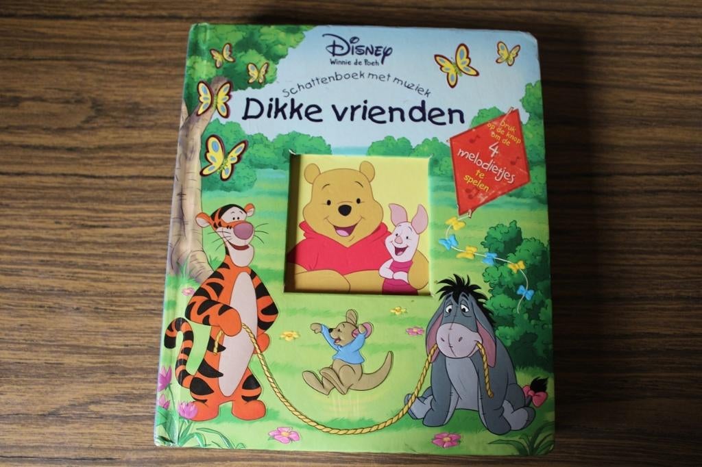 Disney Winnie de Poeh schattenboek met muziek Dikke vrienden, Verzamelen, Ophalen of Verzenden, Winnie de Poeh of vrienden, Gebruikt
