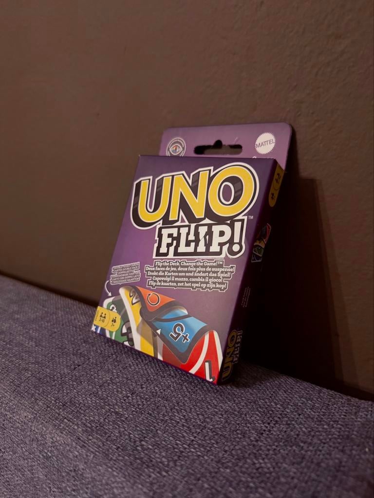 Jeu de carte UNO flip sous emballage (neuf)., Hobby & Loisirs créatifs, Jeux de société | Jeux de cartes, Enlèvement ou Envoi